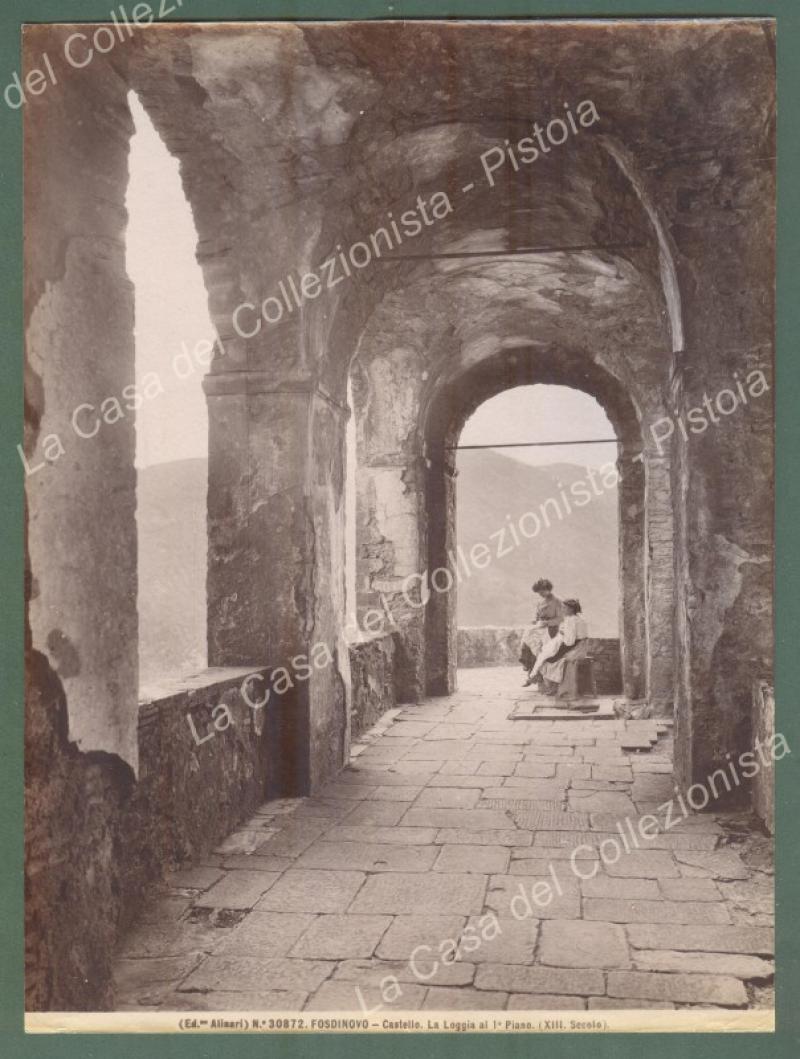 FOSDINOVO, Carrara. Castello, la Loggia. Foto originale Alinari all'albumina, circa 1890